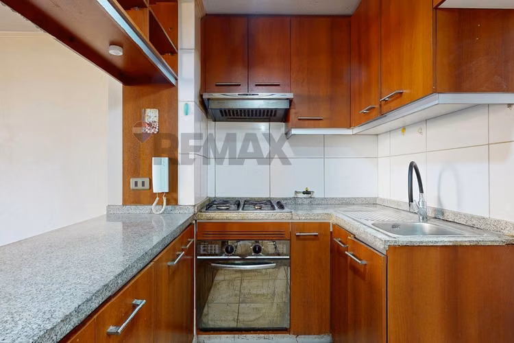 ¡inversión ideal en santiago! 2d/2b est. y bd