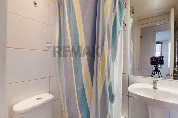 ¡inversión ideal en santiago! 2d/2b est. y bd
