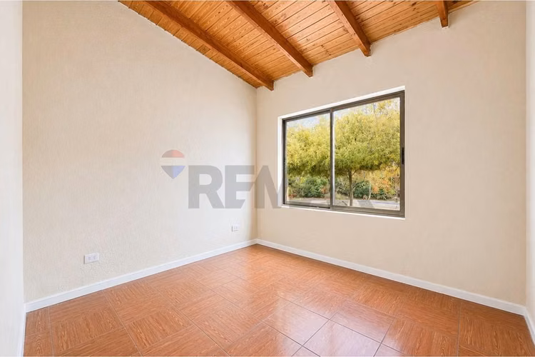 Oportunidad única en condominio lampa 7d+6b