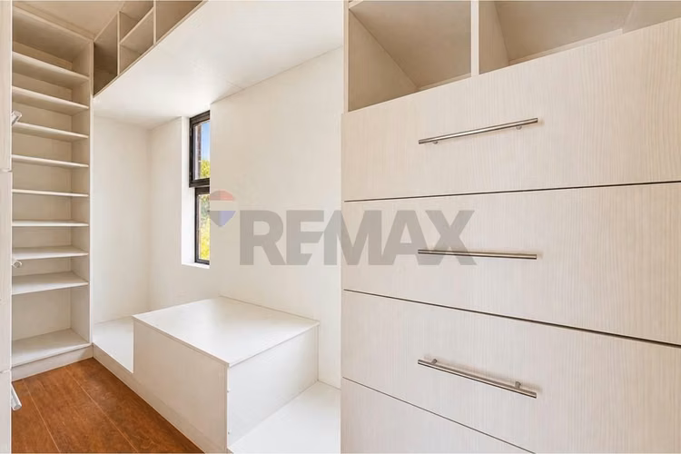 Oportunidad única en condominio lampa 7d+6b