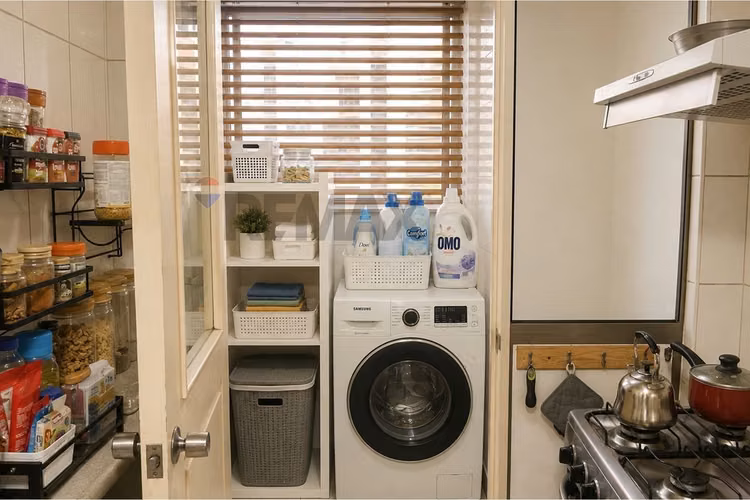 Depto con balcón para remodelar - Imagen 2