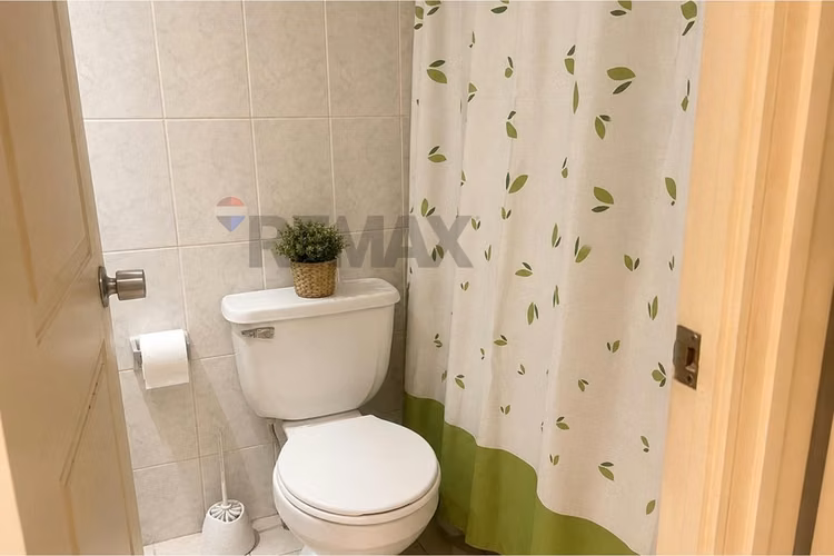 Depto con balcón para remodelar - Imagen 12