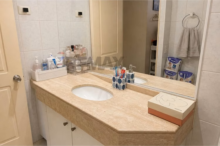 Depto con balcón para remodelar - Imagen 16