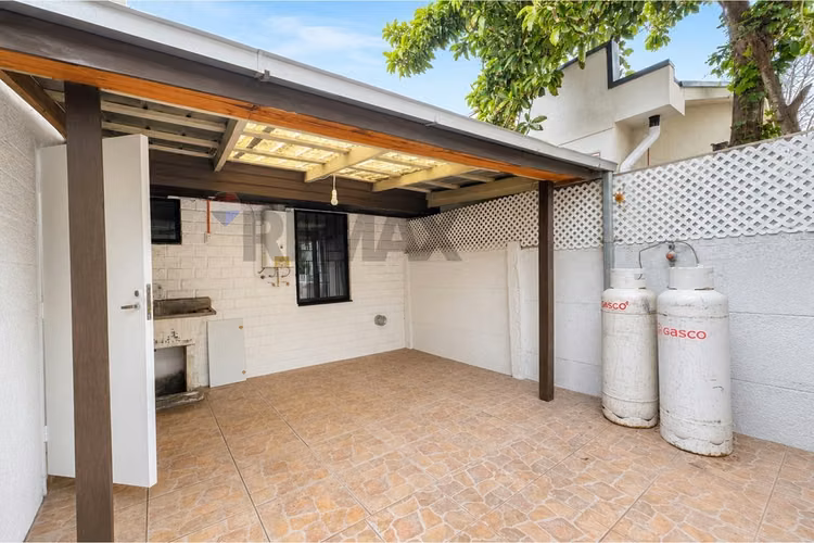 Casa para remodelar, las condes