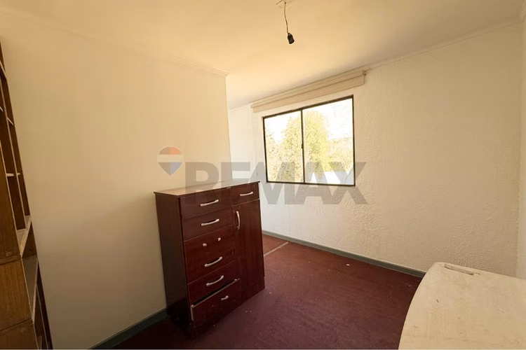 Parcela con casa luminosa y gran terreno
