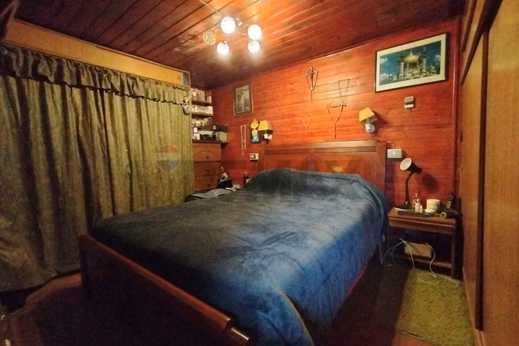 Se vende casa con amplio terreno macul