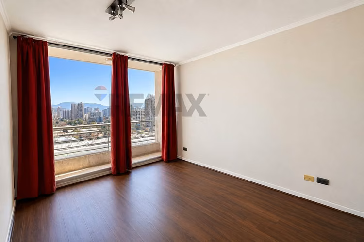 Departamento 2d+2b último piso recoleta - Imagen 9