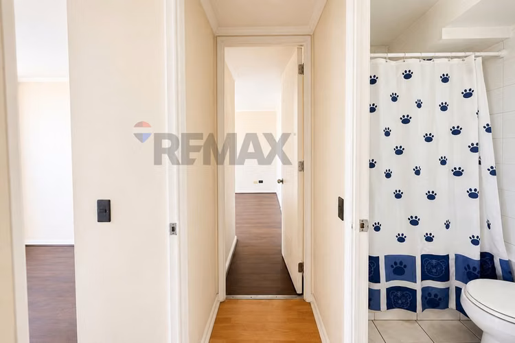 Departamento 2d+2b último piso recoleta - Imagen 12