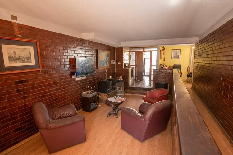 Casa 2 pisos mas mansarda, 236mts2 / ñuñoa