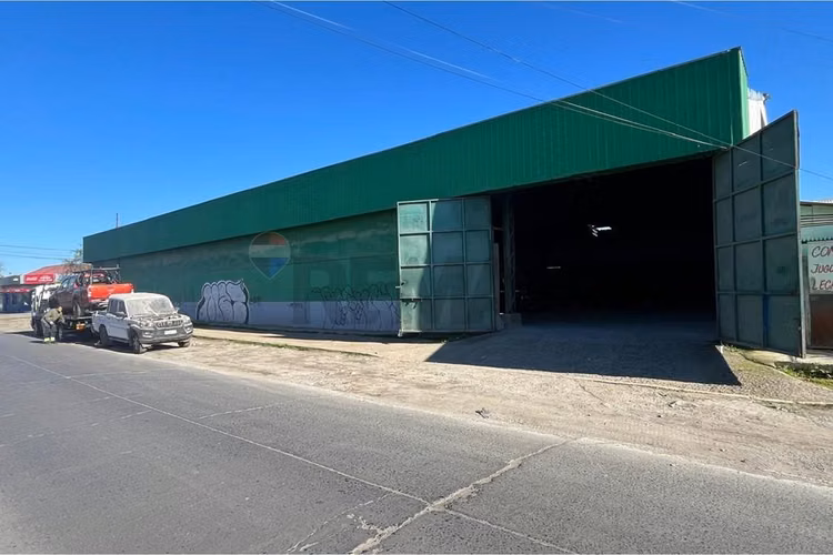 Se arrienda bodega 15 oriente #601 con 6 sur talca