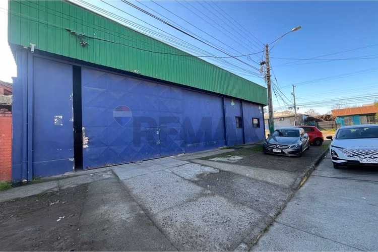 Se arrienda bodega 15 oriente #601 con 6 sur talca