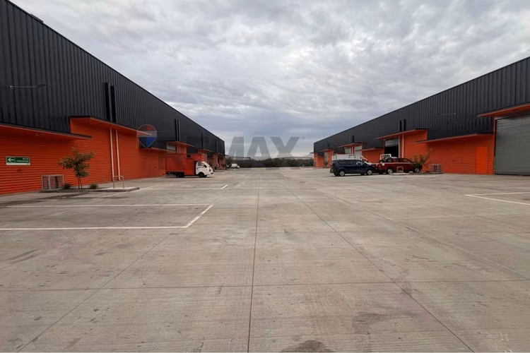 Arrienda bodegas para potenciar tu empresa (lampa)