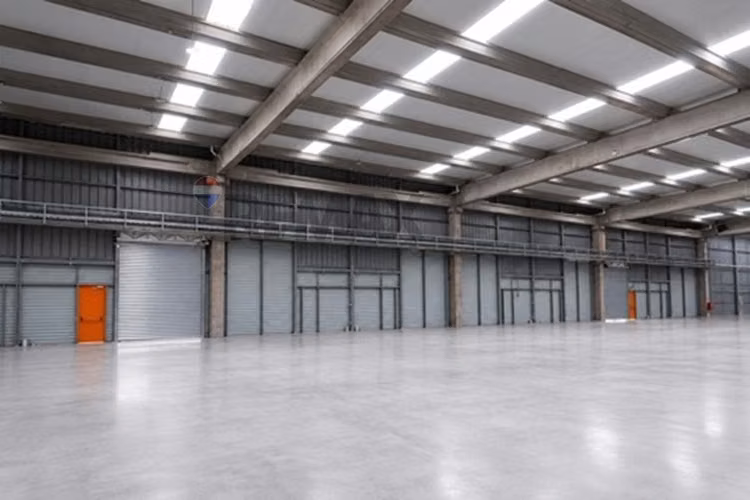 Arrienda bodegas para potenciar tu empresa (lampa)