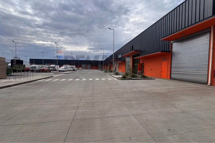 Arrienda bodegas para potenciar tu empresa (lampa)