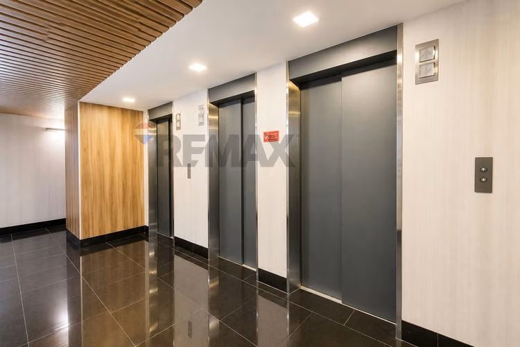 Oficina 70 m² | 4 privados | 2 est. | providencia