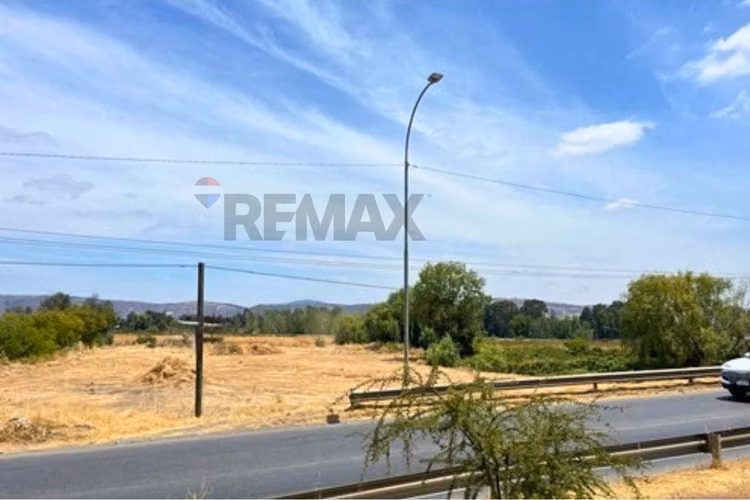 Se arrienda 10.000 m2 en caletera 5 sur talca