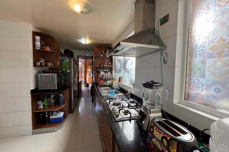 Casa 4d + 3b + piscina + quincho