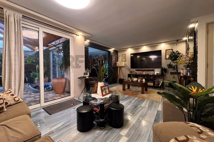 Arriendo casa aislada 3d/3b valle grande