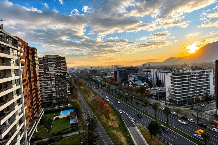 Gran vista/ 2 estac / 4 dorm colegio alemán