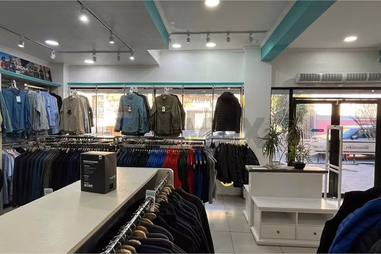 Se arrienda local  4 oriente 2 y 3 sur talca
