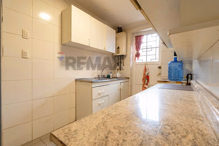 Casa a 10 min de metro quilín, rebajada - Imagen 11