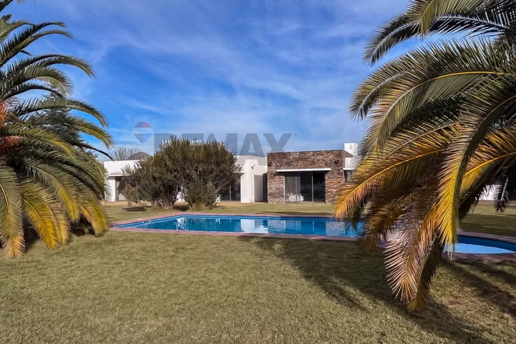 Casa mediterranea condominio el algarrobal
