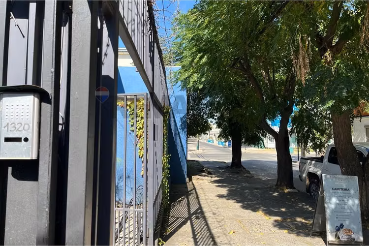 Se vende casa central 4 oriente 1320 talca