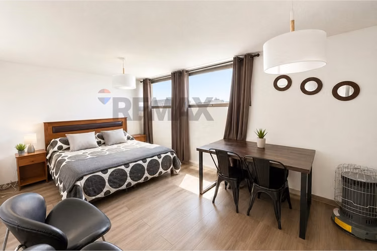 Townhouse 4d/3b en camino el roble