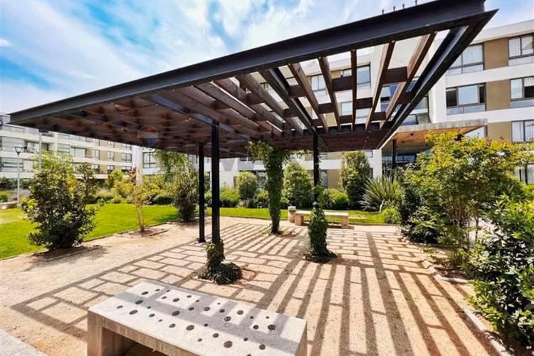 Townhouse 4d/3b en camino el roble