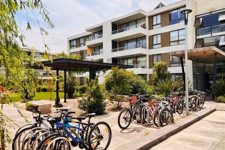 Townhouse 4d/3b en camino el roble