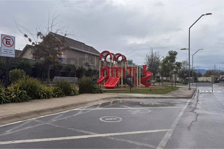 Arriendo de casa en condominio plaza buin iii