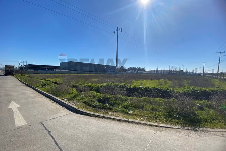 Se arrienda terreno industrial 9.500 m2  3km talca