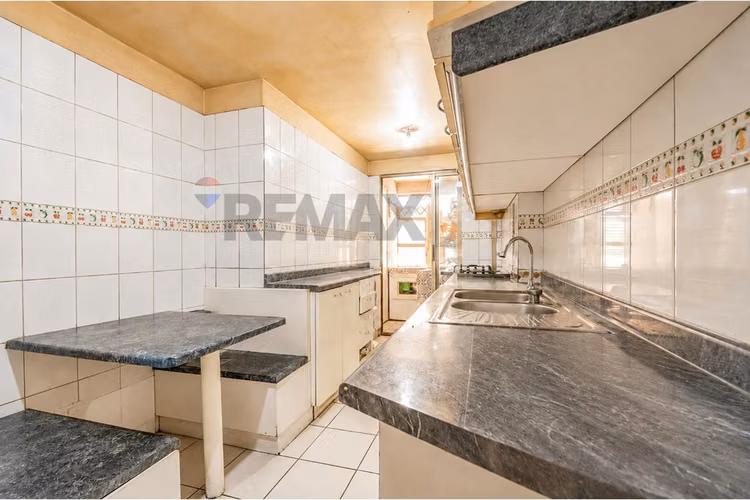 Departamento 3d+2b+servicios. la reina
