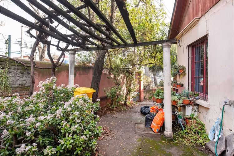 Casa en venta con gran potencial - Imagen 12