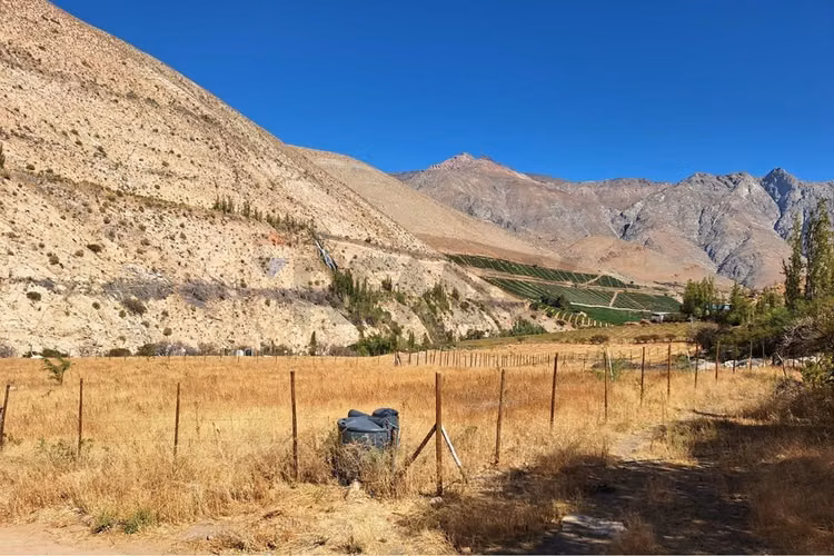 Bello entorno y acceso al rio