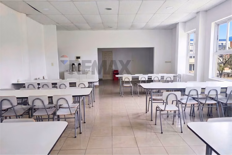 Venta edificio corporativo vespucio norte