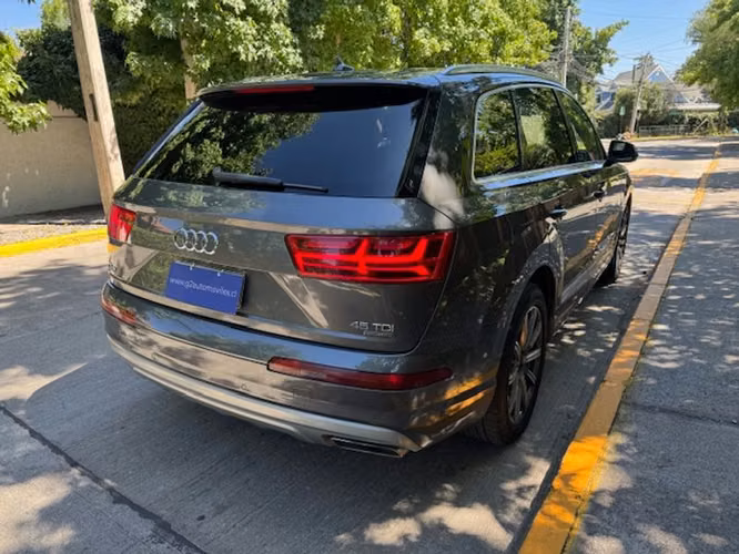 AUDI Q7 45 TDI (7P) - 2020 | 2810