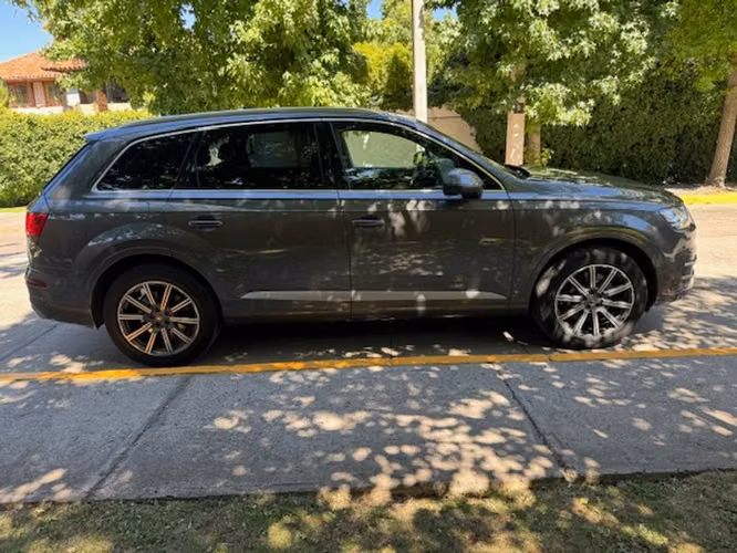 AUDI Q7 45 TDI (7P) - 2020 | 2810