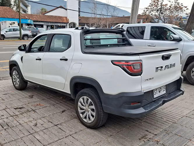 RAM 700 2023 - Imagen 4