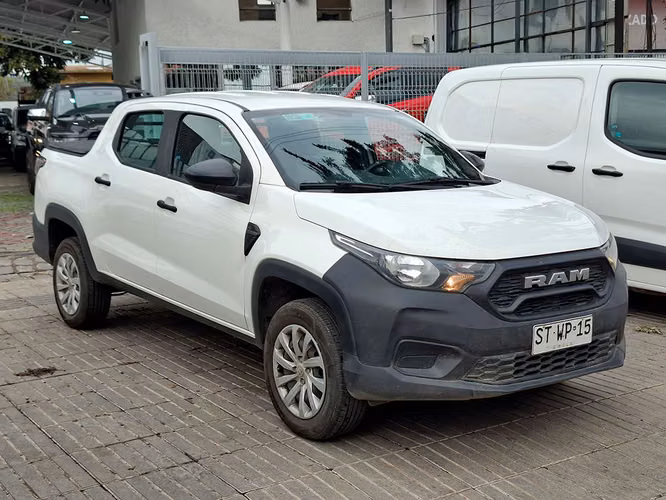 RAM 700 2023 - Imagen 3