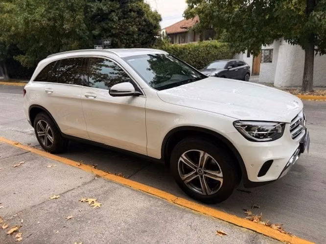 MERCEDES BENZ GLC 200 FL - 2023 | 2852