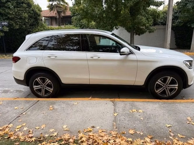 MERCEDES BENZ GLC 200 FL - 2023 | 2852