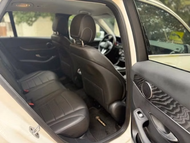 MERCEDES BENZ GLC 200 FL - 2023 | 2852