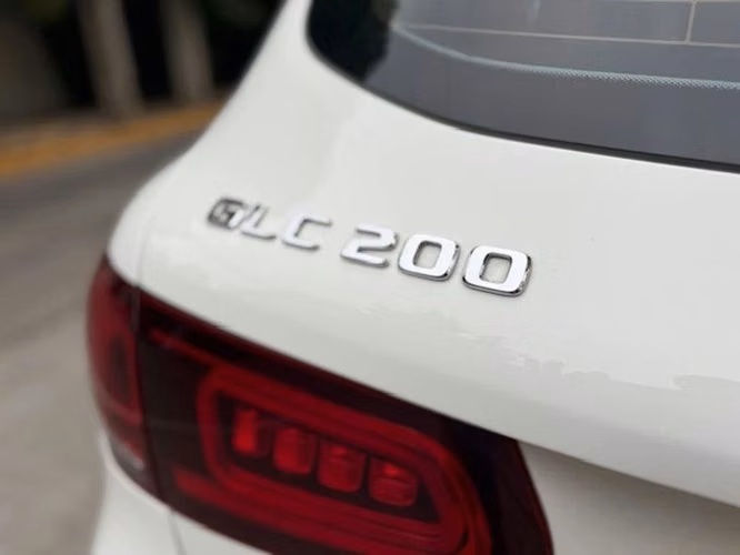 MERCEDES BENZ GLC 200 FL - 2023 | 2852