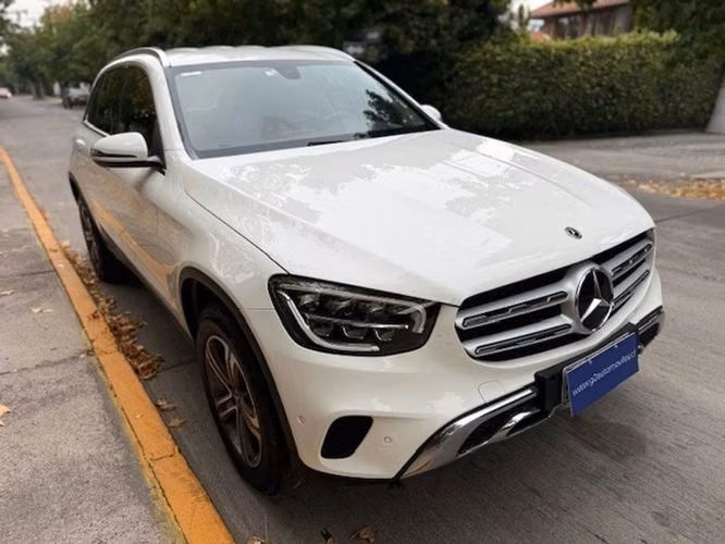 MERCEDES BENZ GLC 200 FL - 2023 | 2852