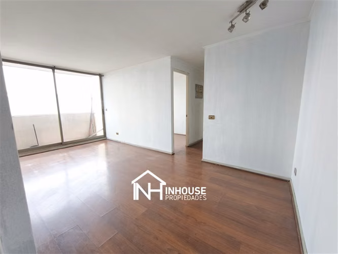 Departamento en arriendo de 2 dorm. en Independencia