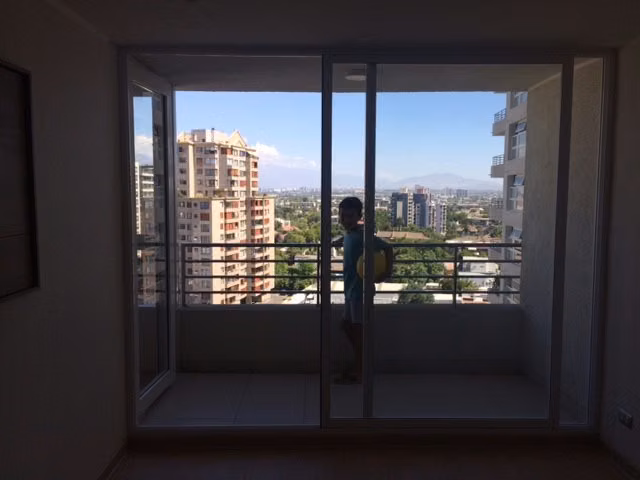 1 DORMITORIO 1 BAÑO ESTACIONAMIENTO Y BODEGA
