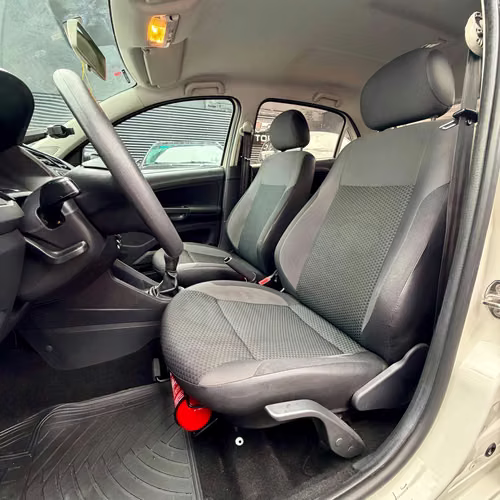 Volkswagen Gol 1.6L MT 2020