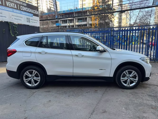 2016 BMW X1 1.5 S-DRIVE 18I COMFORT LCI 4X2 AT 5P