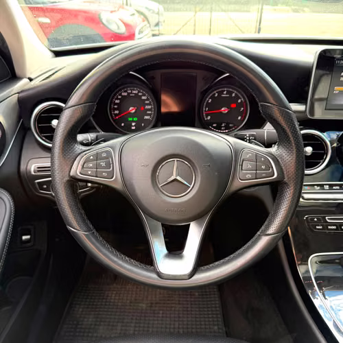 Mercedes Benz C200
